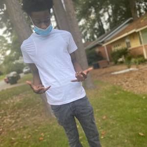 Meet your Posher, Johnivan